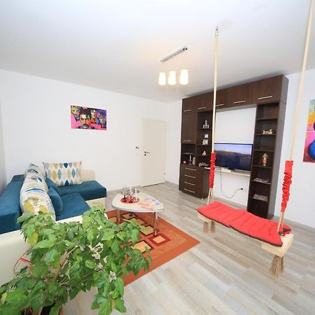 Happy Family Apartment Brasov Luaran gambar