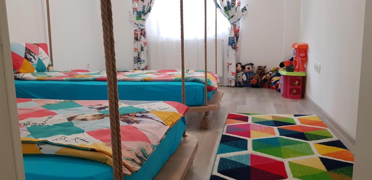 Happy Family Apartment Brasov Luaran gambar