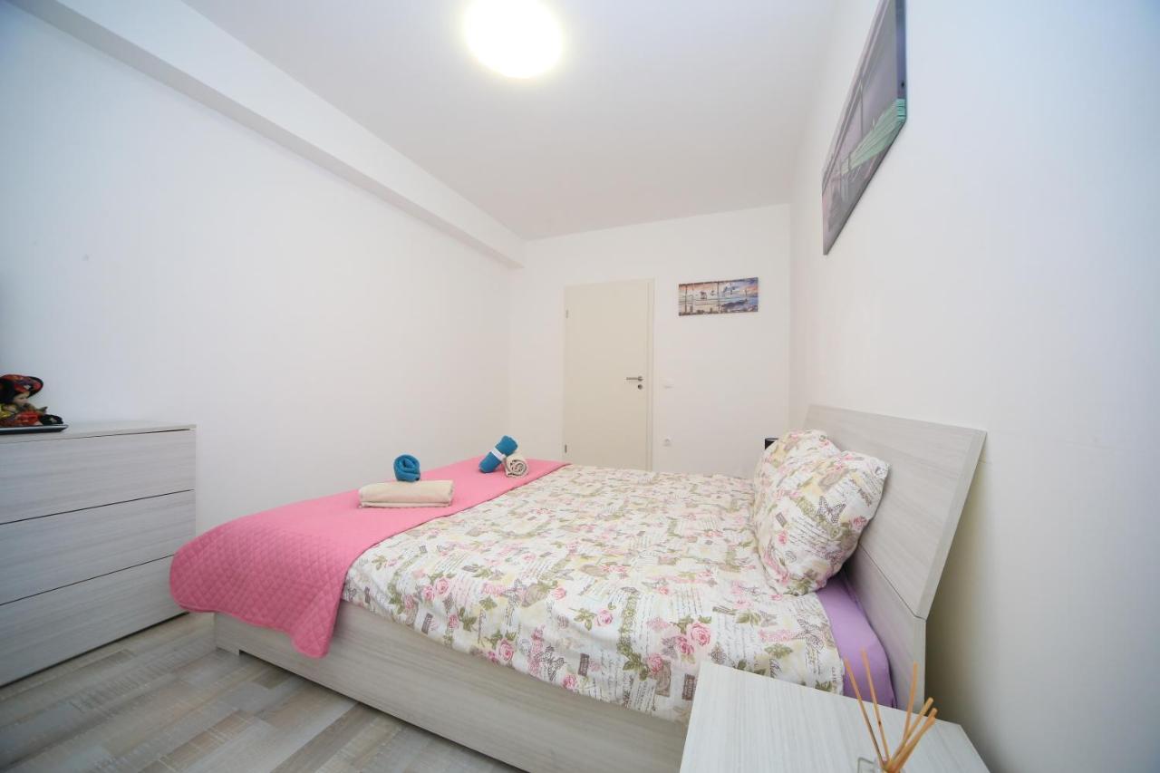 Happy Family Apartment Brasov Luaran gambar