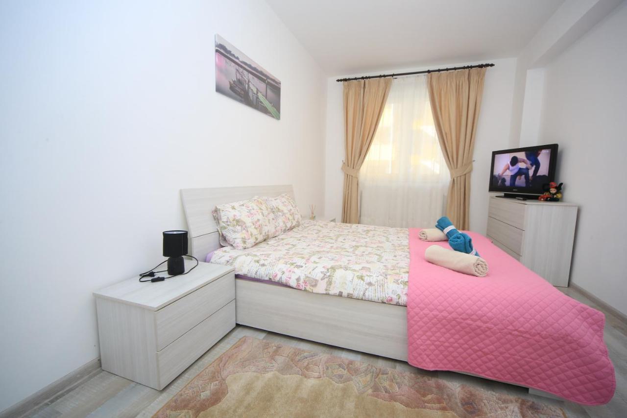 Happy Family Apartment Brasov Luaran gambar