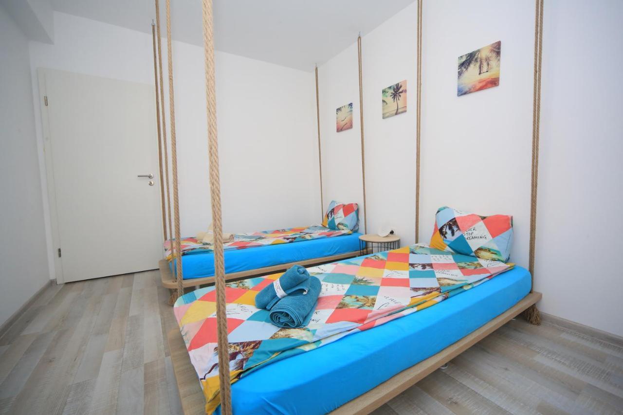 Happy Family Apartment Brasov Luaran gambar