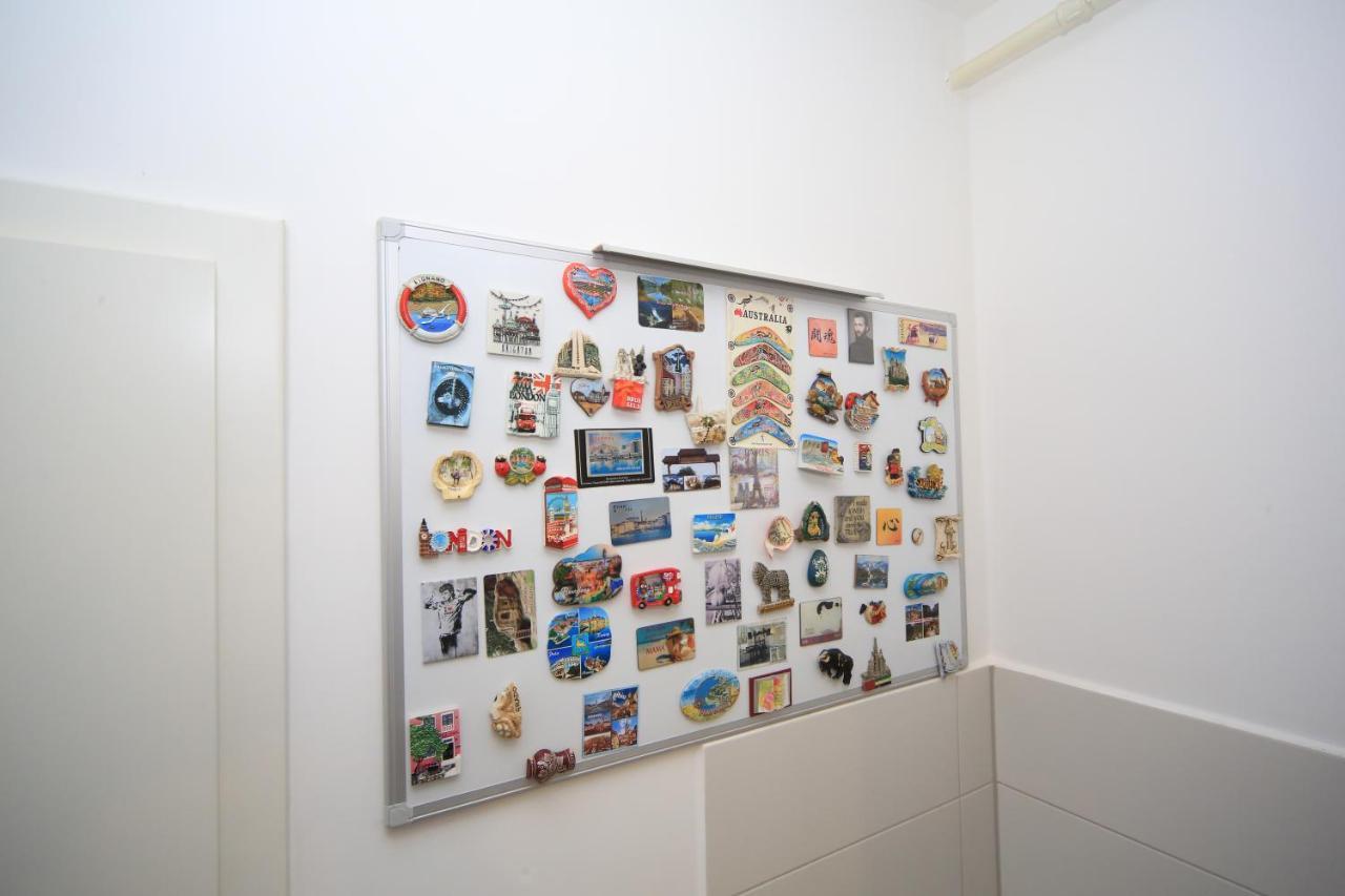 Happy Family Apartment Brasov Luaran gambar
