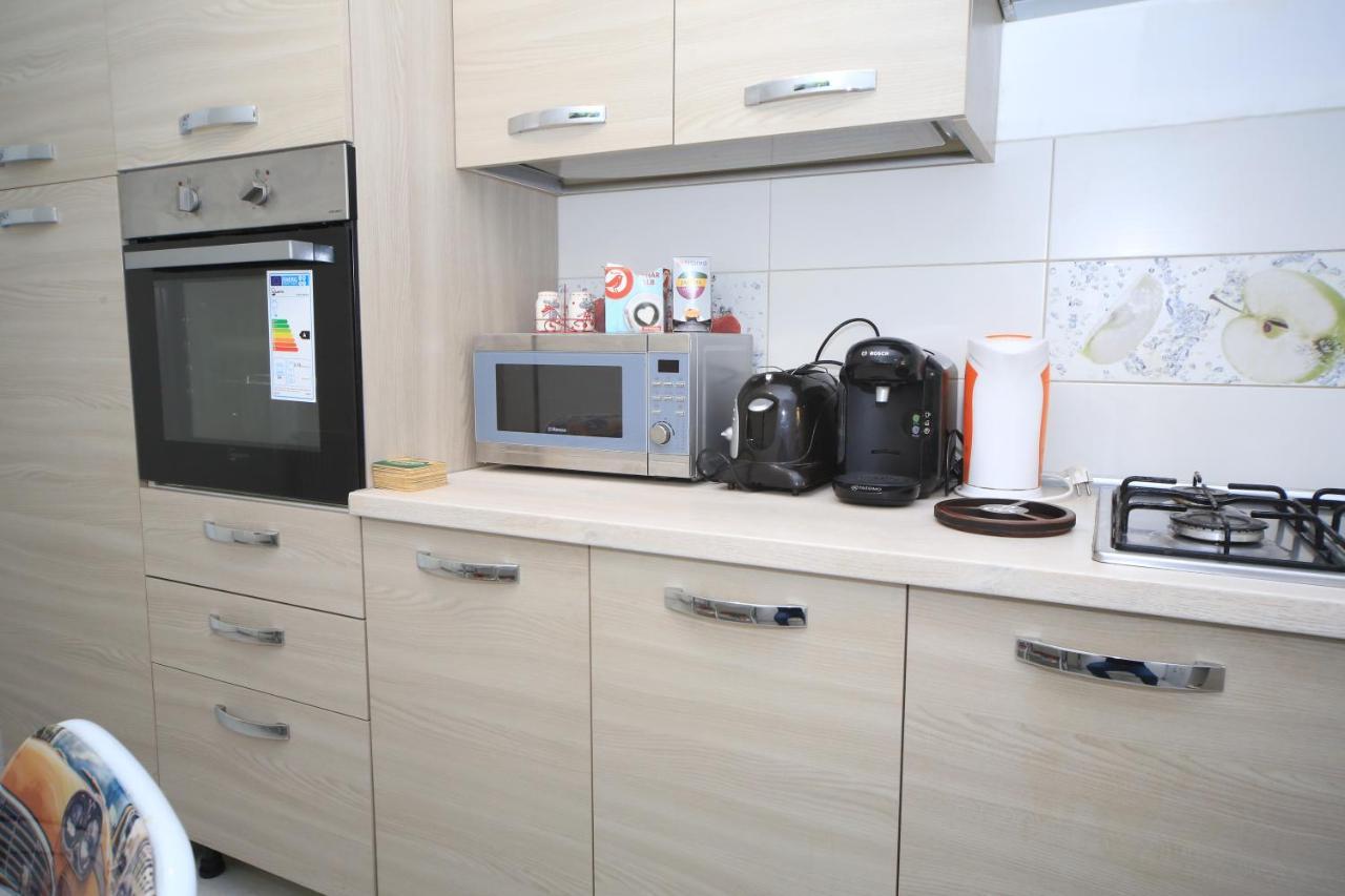 Happy Family Apartment Brasov Luaran gambar