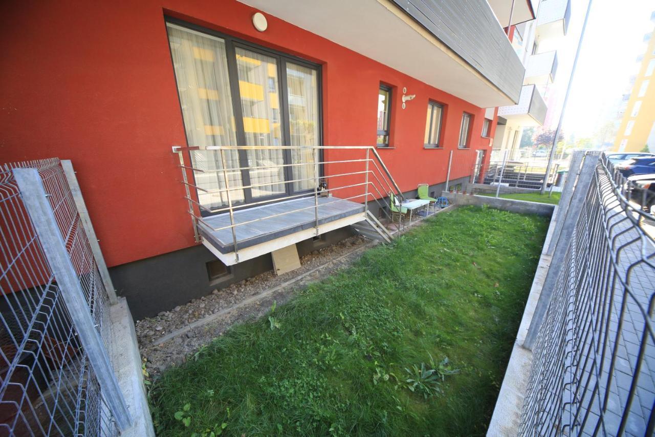 Happy Family Apartment Brasov Luaran gambar